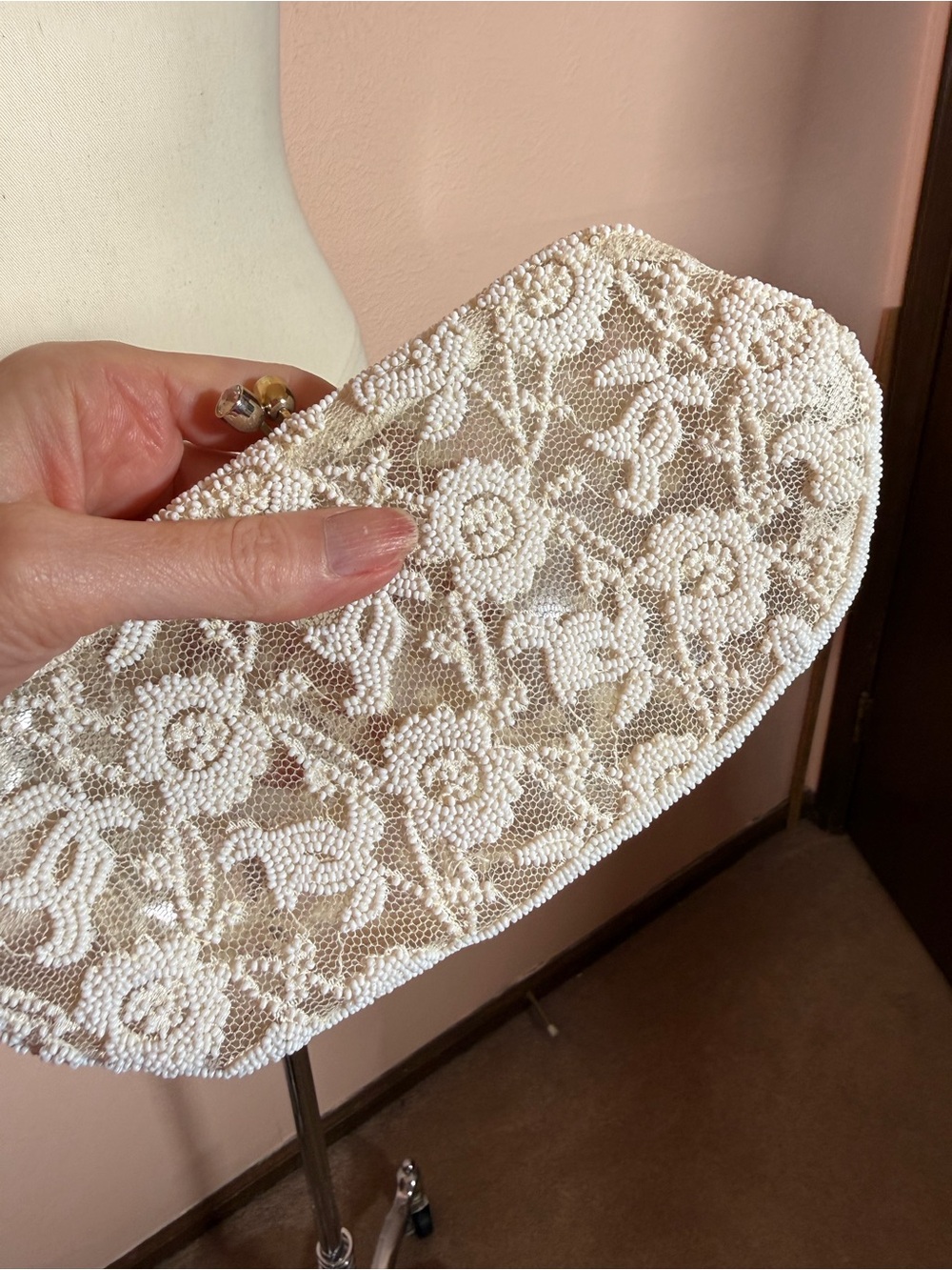 Vintage 1950’s white Lace glass seed beads clear plastic clutch bag wedding
